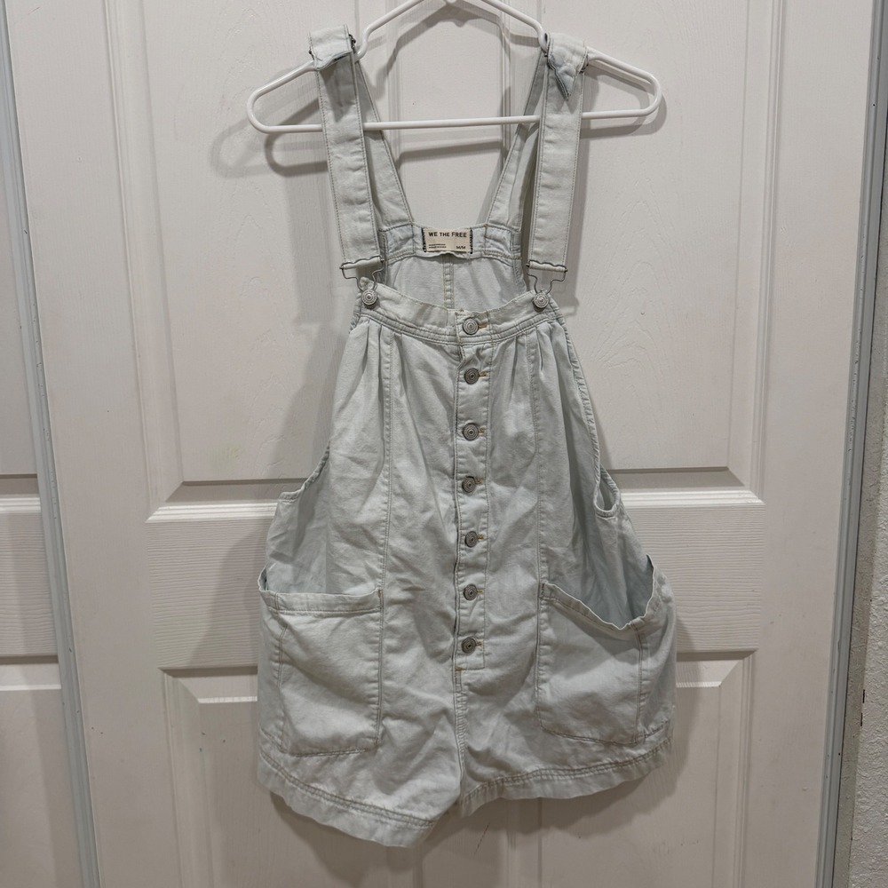 We The Free Free People Light Wash Denim Shortalls Button Front Overalls M